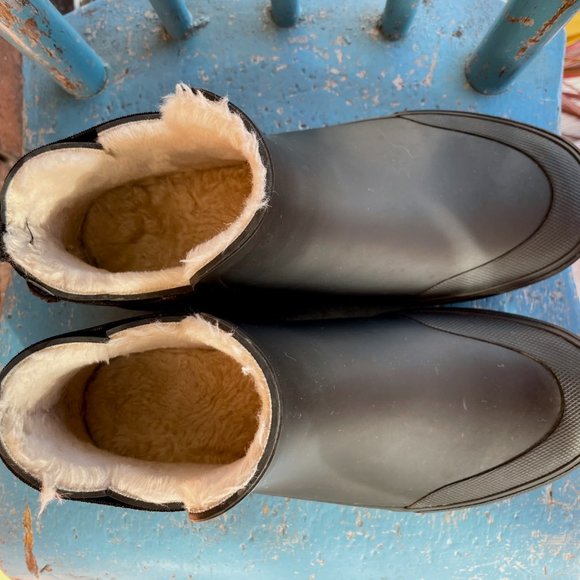 Tretorn Rain and Winter Boots - Picture 5 of 7